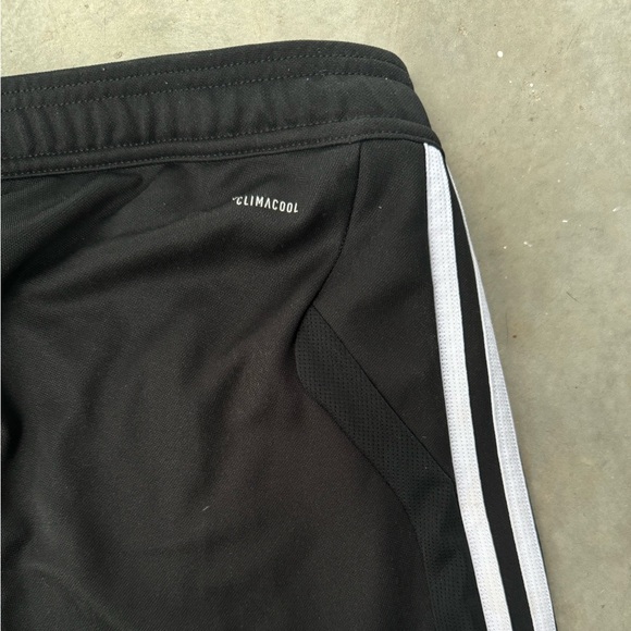 Adidas 3 stripes black and white sport athletic pant - Picture 5 of 6